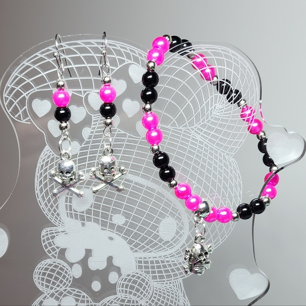 Skulls Black Pink Pearl Beaded Bracelet & Earrings Handmade Tibetan Silver Charm